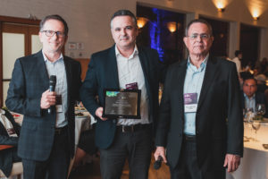 Rodolfo Fücher, Presidente do Conselho da ABES; THOMAZ CÔRTE REAL, Consultor Jurídico da ABES e Paulo Milliet Roque, Presidente da ABES
