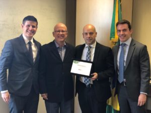 Andriei Gutierrez, coordenador do Movimento Brasil, País Digital, Francisco Camargo, presidente do Conselho da ABES, MARCELO GUARANYS, Secretário-Executivo do Ministério da Economia, novo embaixador do movimento; Fabio Rua, diretor da ABES.