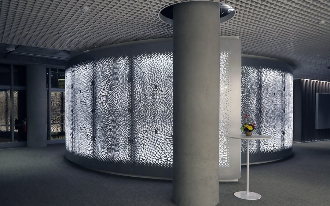 Big Data transformada em arquitetura em uma parede para IBM