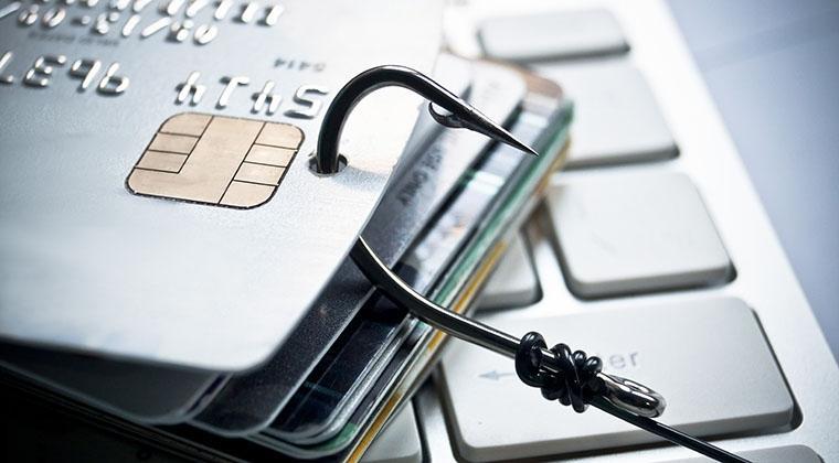Consumidor deve ficar atento contra golpes digitais nas compras de fim de ano