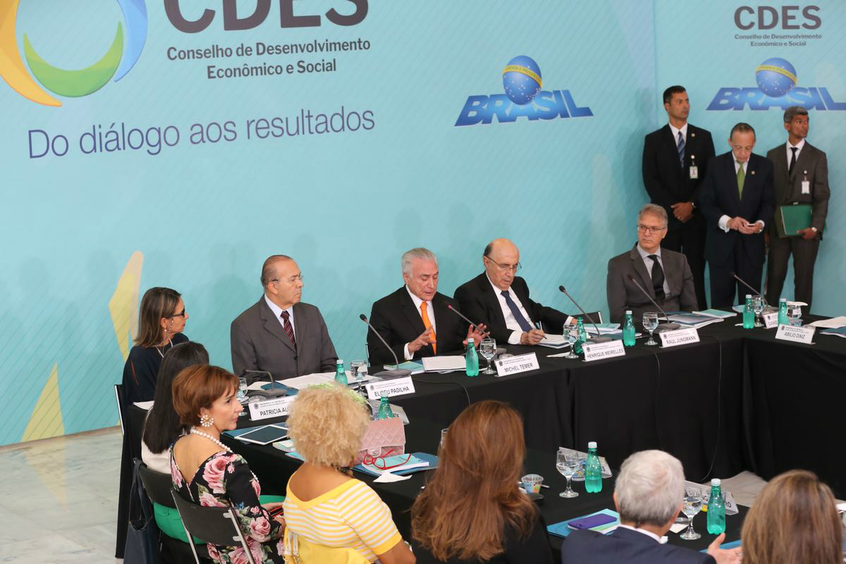 Presidente assina decreto que institui a Estratégia Brasileira para a Transformação Digital
