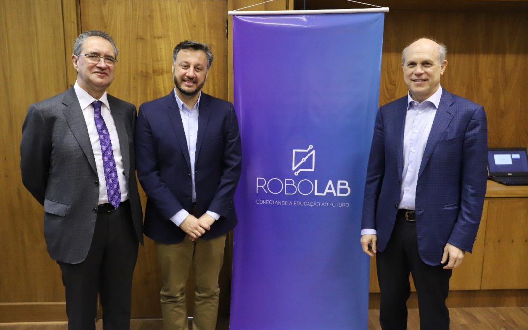 Qualcomm leva robótica e conectividade para escolas públicas de SP