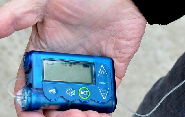 Bombas de insulina estão ficando mais inteligentes