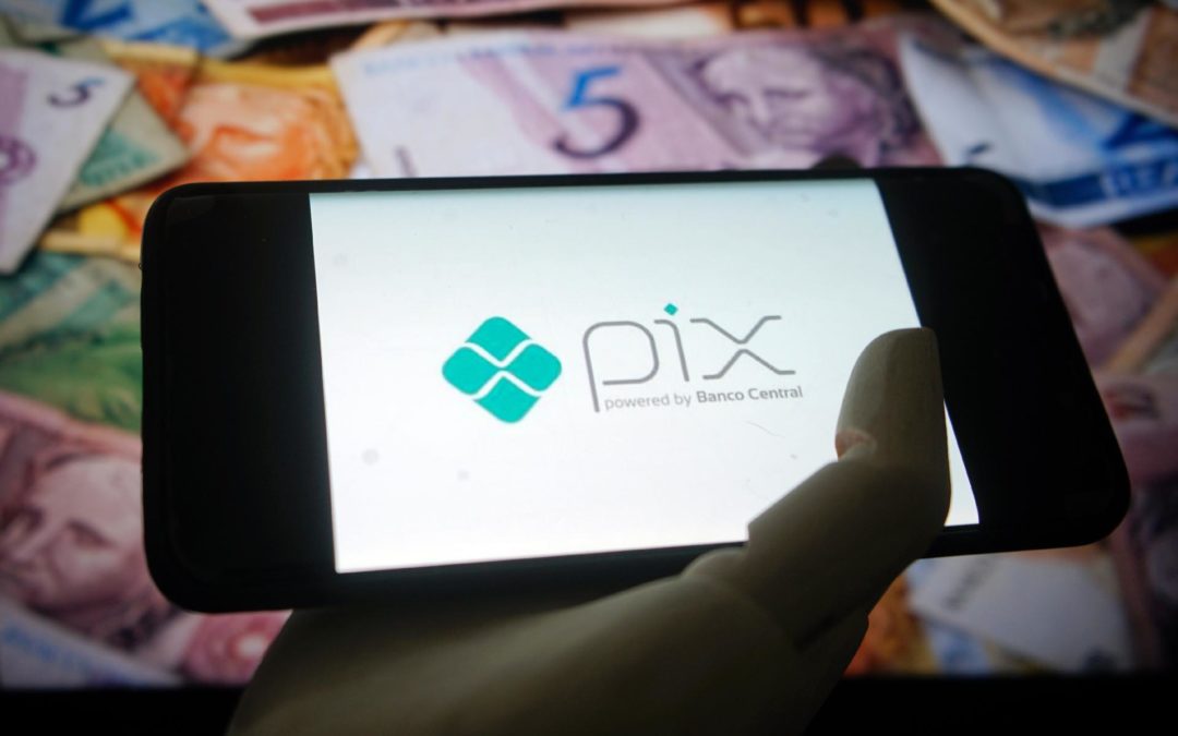 Golpes com Pix: confira os principais e o que fazer caso seja vítima
