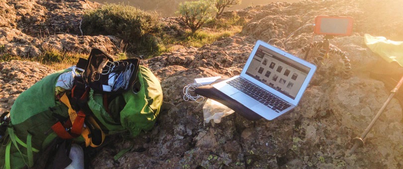 Seis itens que não podem faltar na mochila de um nômade digital