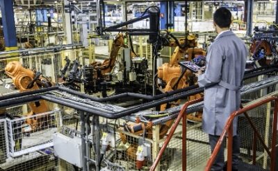 O futuro da manufatura é agora: Quatro tendências moldando a indústria