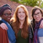 Programa do British Council busca inspirar mulheres a estudar carreiras em STEM em universidades do Reino Unido, além de ajudar as profissionais dessas áreas a alcançar posições de liderança (Freepik)