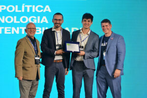 Amigos da Poli, por fomentar inovação, empregabilidade e cultura de doação entre estudantes da Poli-USP.